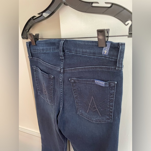 WOMENS SEVEN FOR ALL MANKIND DARK WASH STRETCH JEANS W/ “A” POCKETS SIZE 27 - Picture 6 of 9